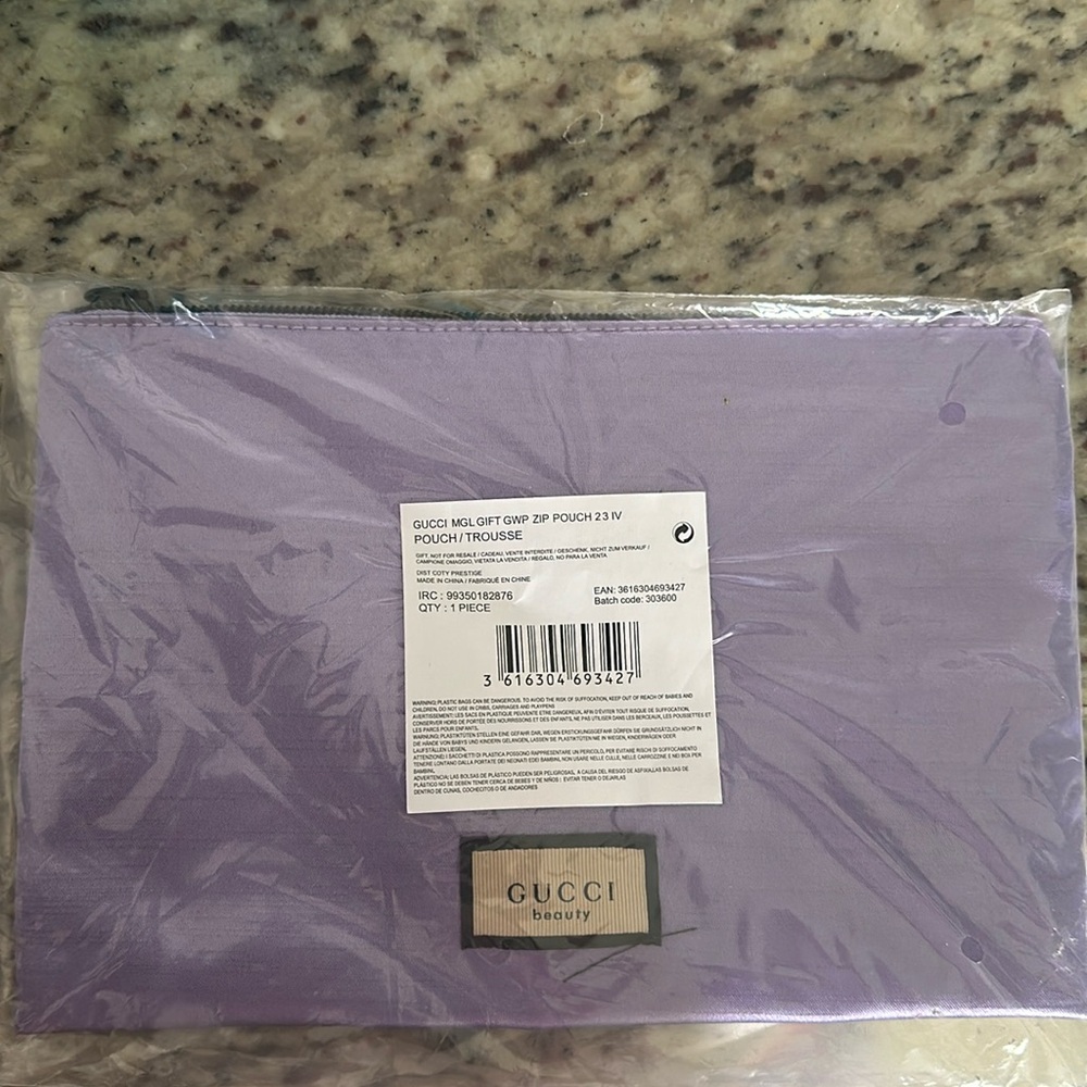 Gucci cosmetic bag